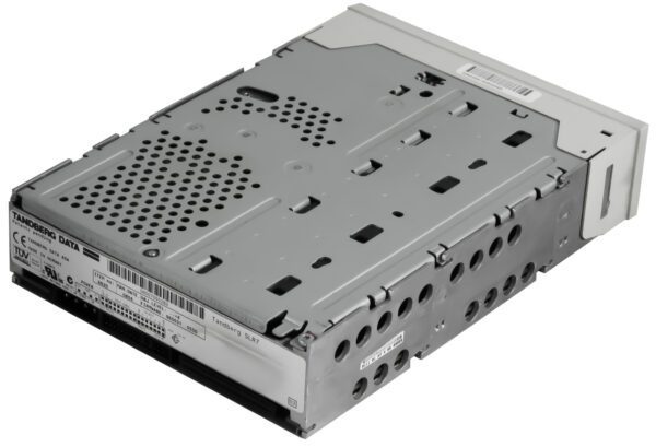 Tandberg Data SLR7 Tape Drive 20/40GB